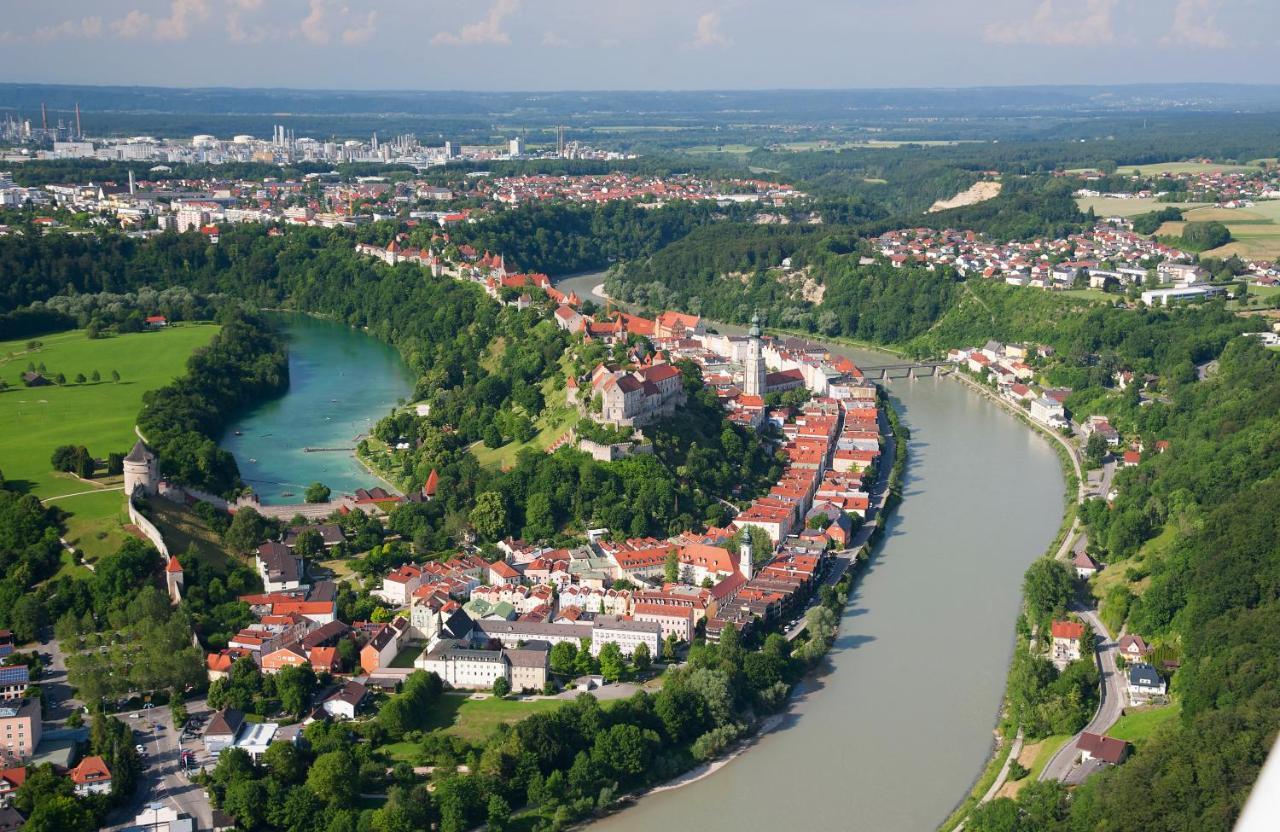 Hotel Post Бургхаузен Экстерьер фото